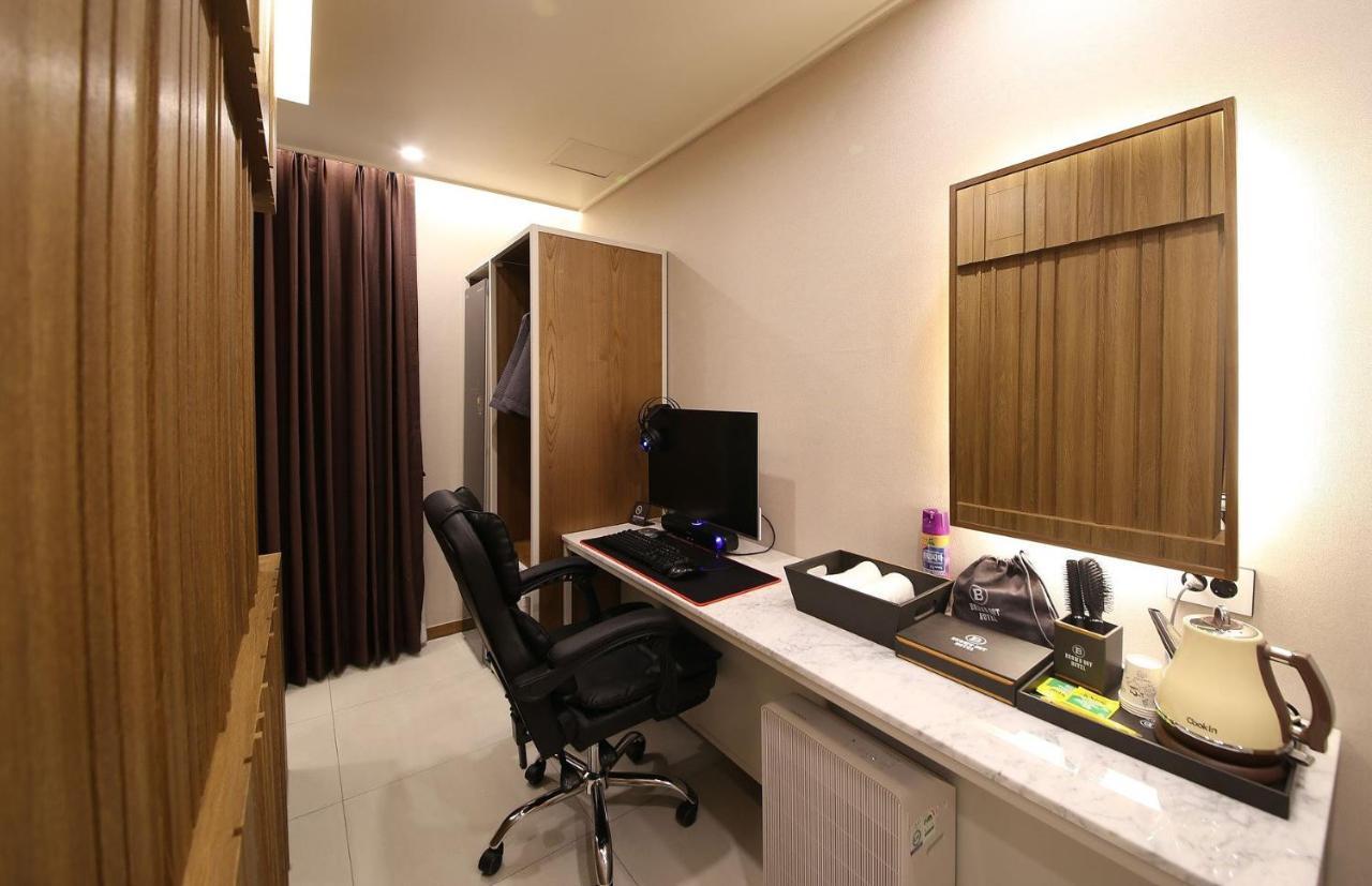 Brown Dot Hotel Sinan Gwangju Metropolitan City Esterno foto