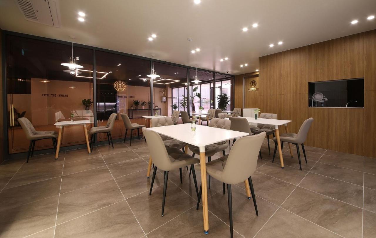 Brown Dot Hotel Sinan Gwangju Metropolitan City Esterno foto