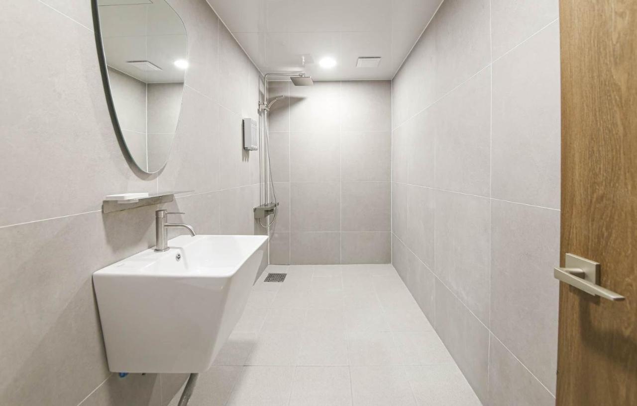 Brown Dot Hotel Sinan Gwangju Metropolitan City Esterno foto