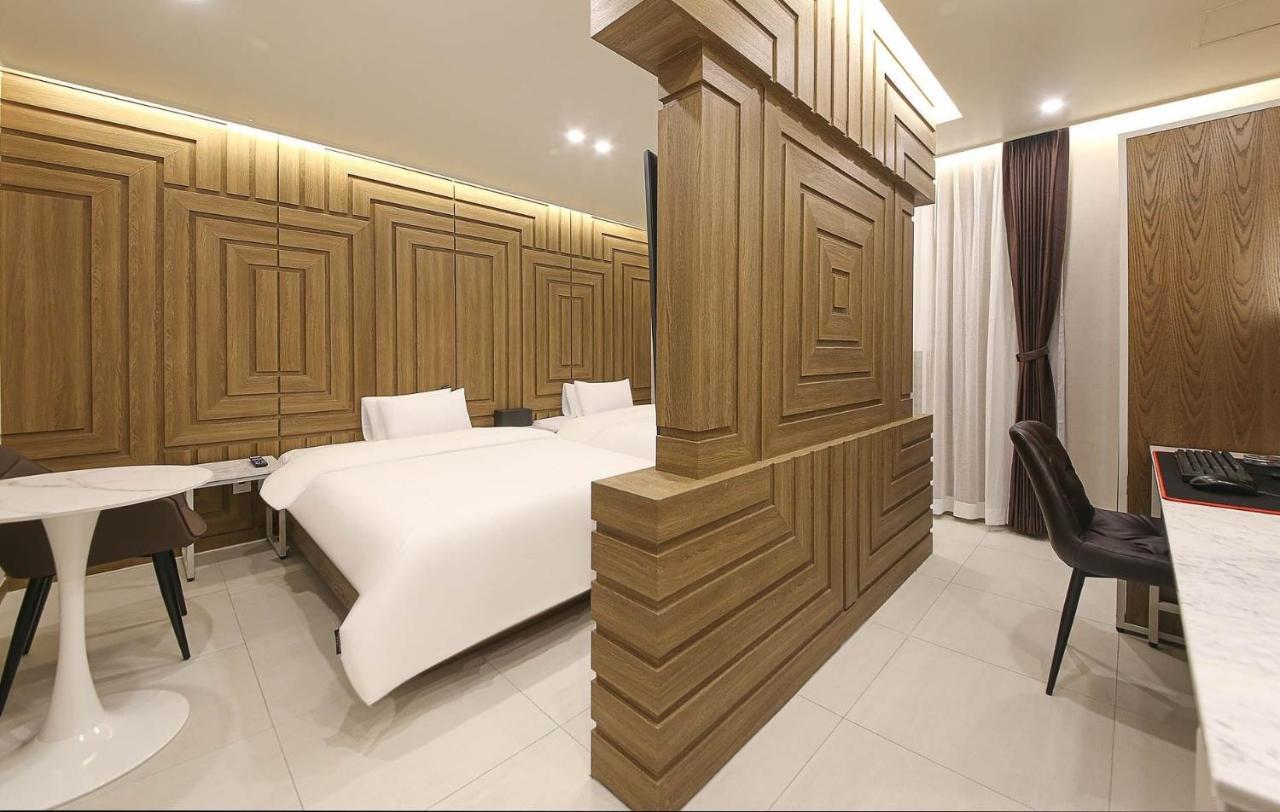 Brown Dot Hotel Sinan Gwangju Metropolitan City Esterno foto
