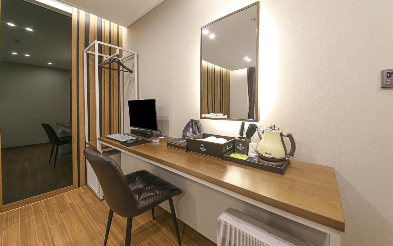 Brown Dot Hotel Sinan Gwangju Metropolitan City Esterno foto