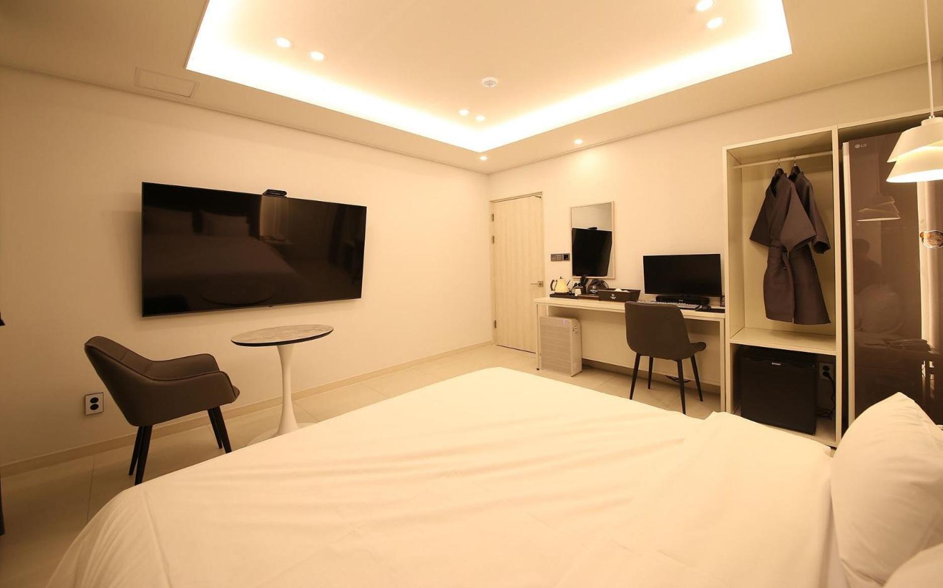 Brown Dot Hotel Sinan Gwangju Metropolitan City Esterno foto
